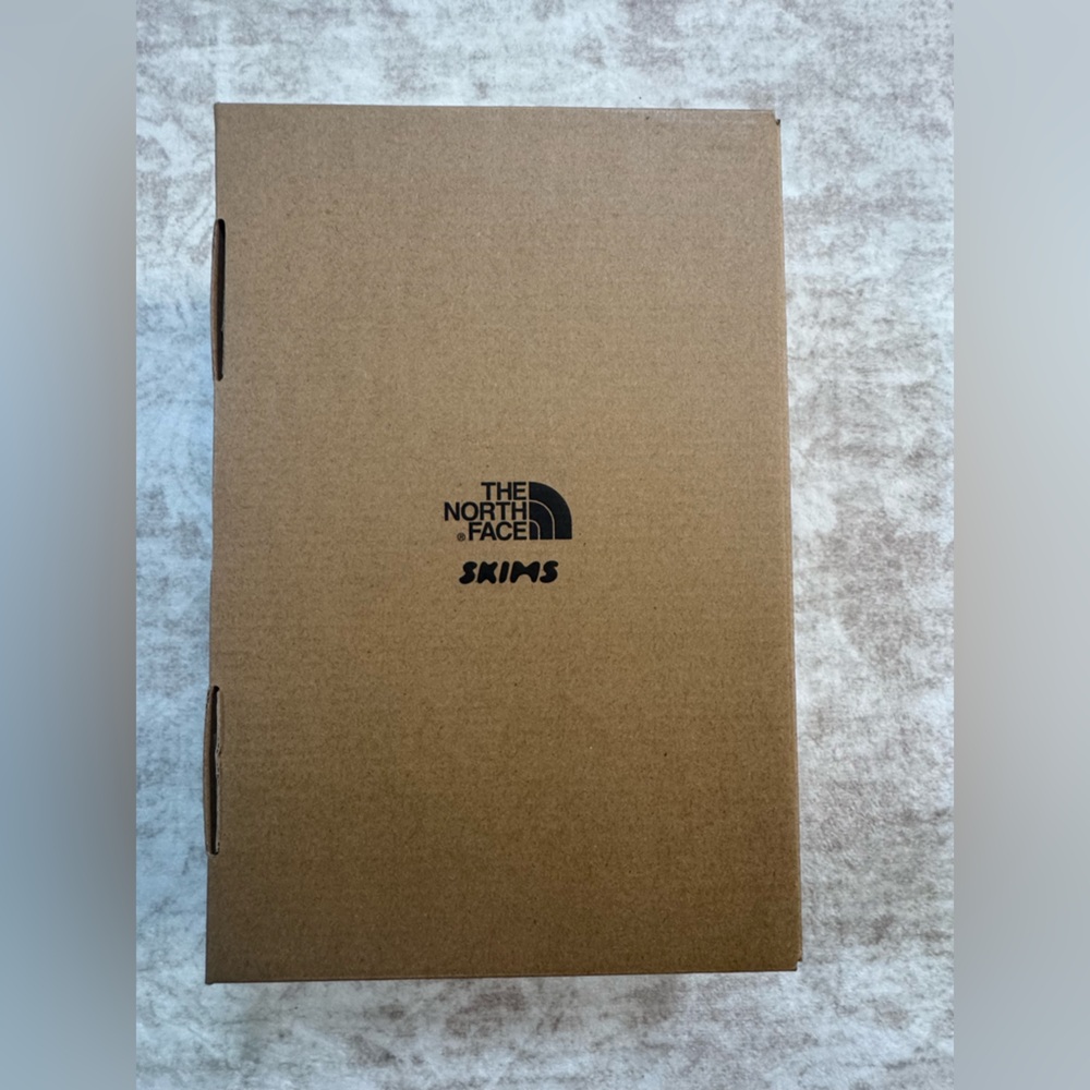 Skims x The North Face Shoe Box‎ EMPTY